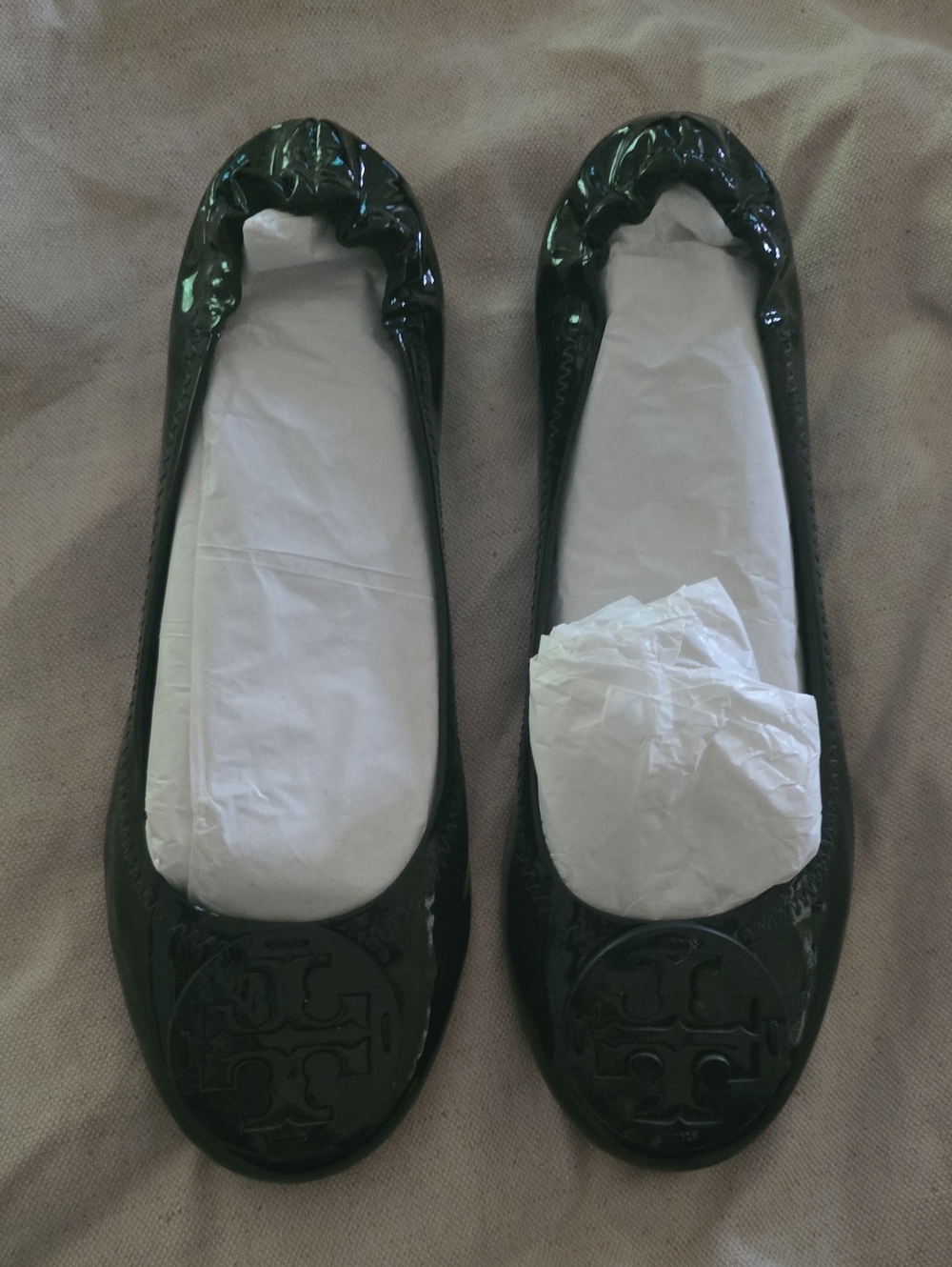 Tory Burch Reva Patent Leather Ballet Flats in Black